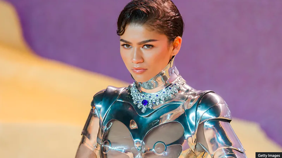 Zendaya Broke the Internet with her Mugler Robot Suit