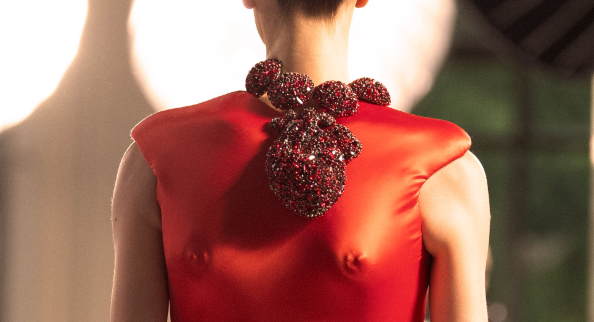 Schiaparelli Fall 2025 Couture: Daniel Roseberry’s Beating Hearts